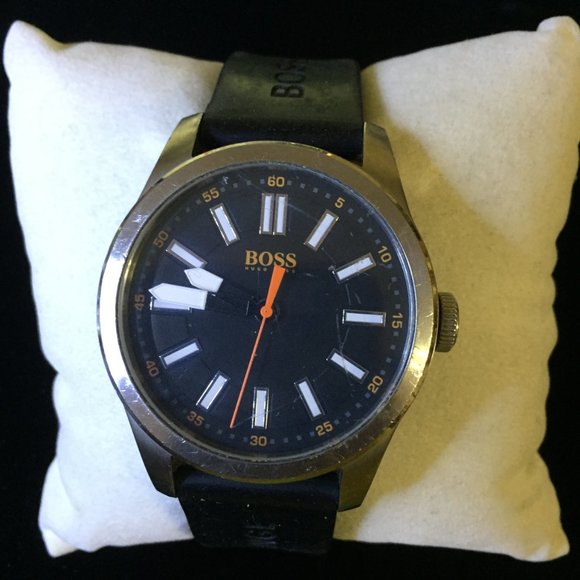Hugo Boss Men's Quartz Watch - Picture 2 of 7